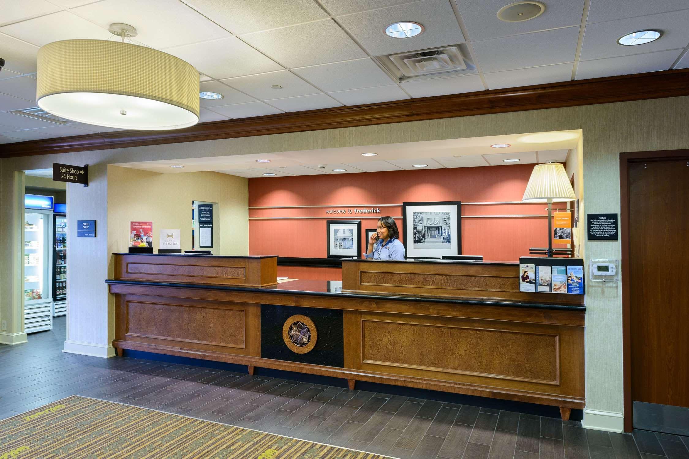 Hampton Inn & Suites Frederick/Fort Detrick Extérieur photo