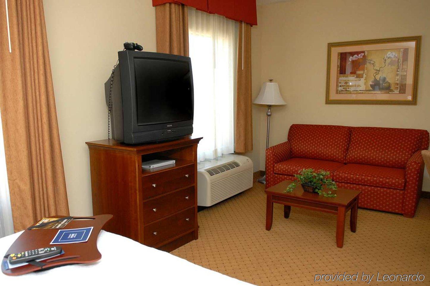 Hampton Inn & Suites Frederick/Fort Detrick Chambre photo